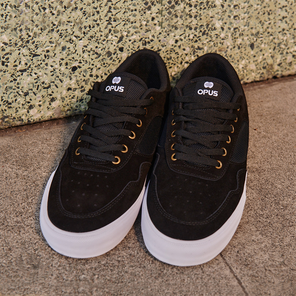 Opus Standard Low - Black/White